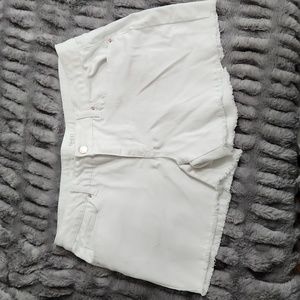 Mid-rise Frayed Shorts